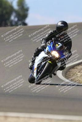 media/Sep-21-2025-TrackDaz (Sun) [[277c75b276]]/C Group/1240pm (Turn 2)/